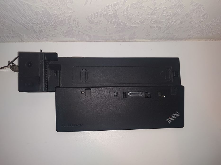 Оригинална докинг станция Lenovo ThinkPad Ultra Docking Station (40AJ)
