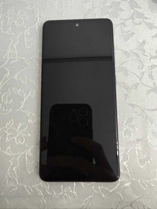 Продам смартфон Samsung A51