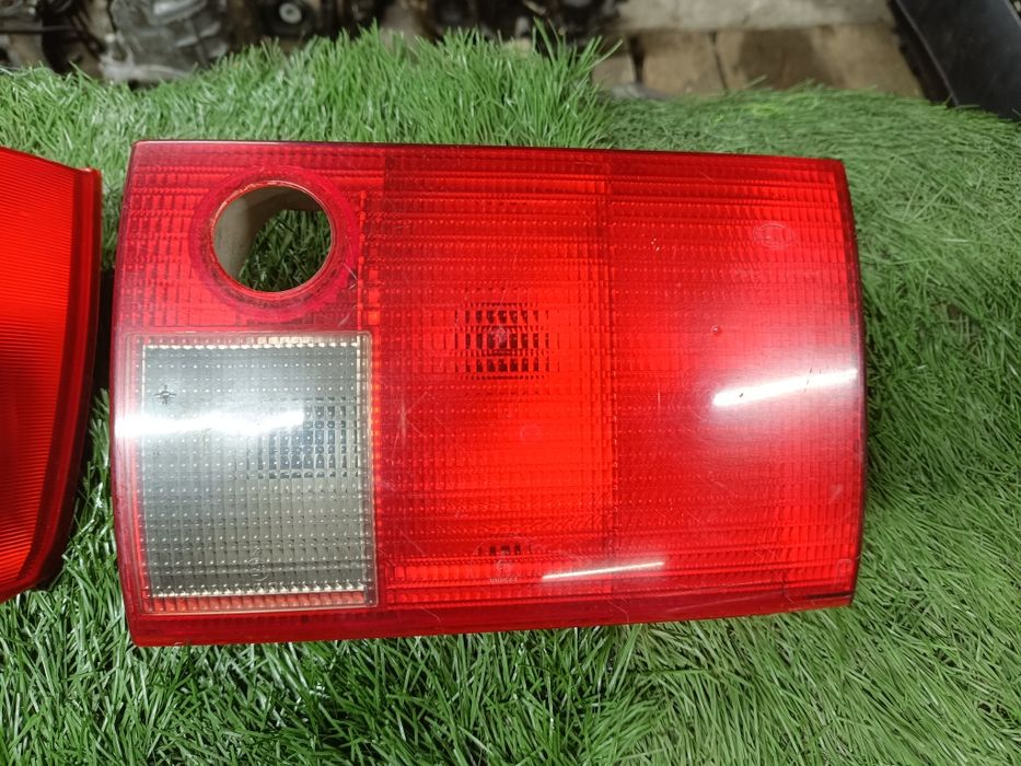 Фонари задние Ауди 80 Б4
