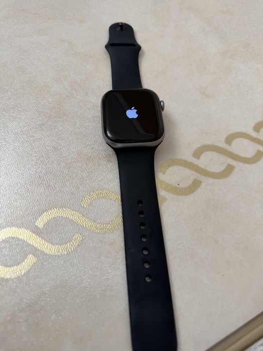 Apple watch 11/46