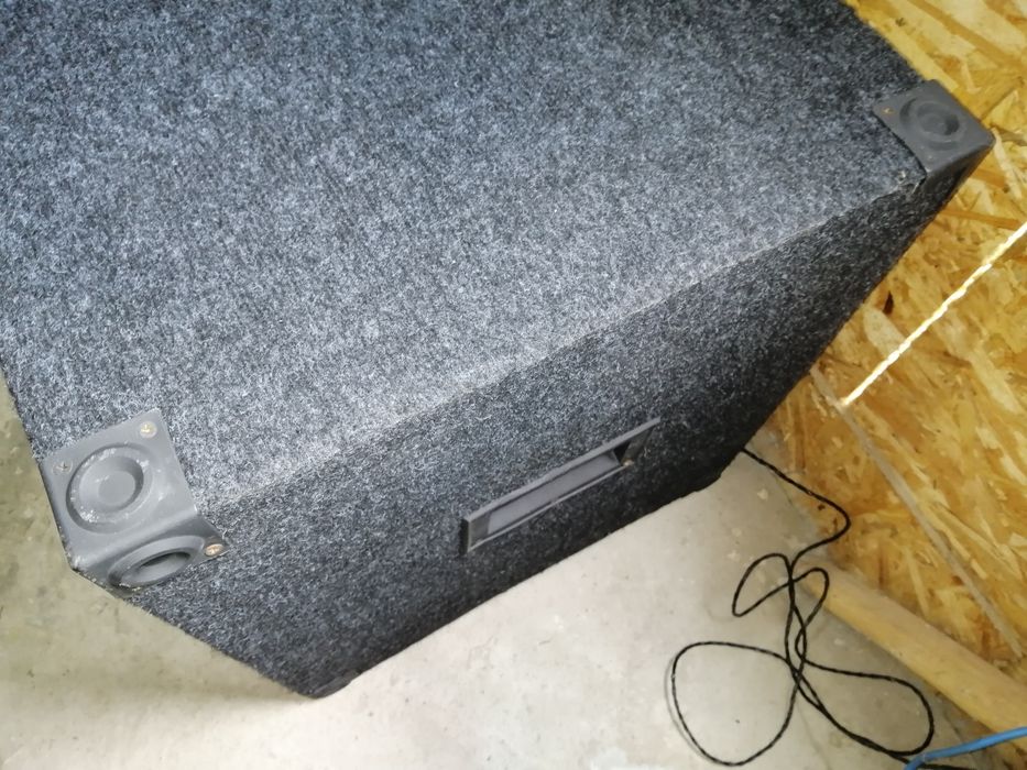 Bass 15 inch și putere interM R150 plus