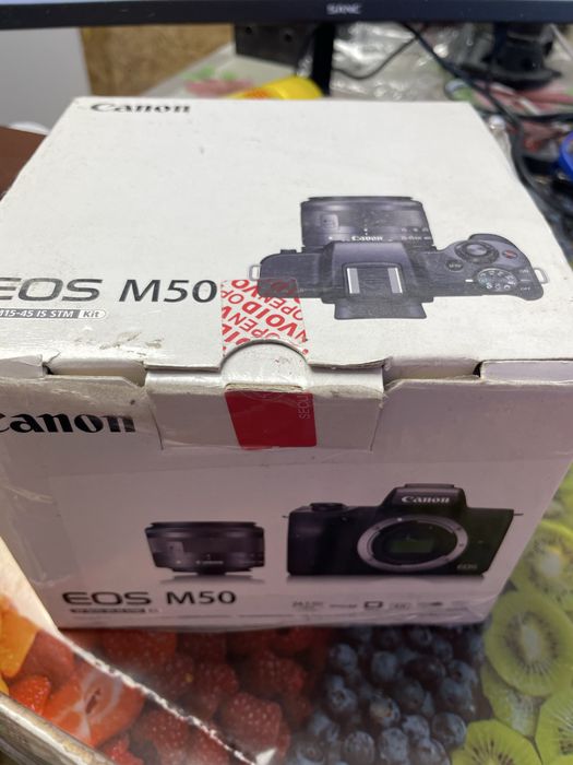 Canon m50 камера