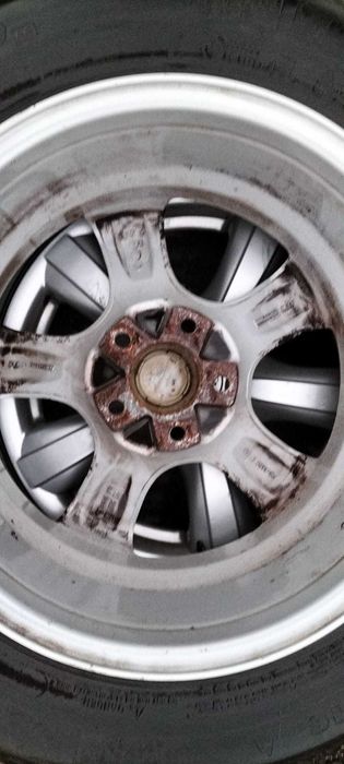 Продавам джанти с гуми Michelin 205/60 R16