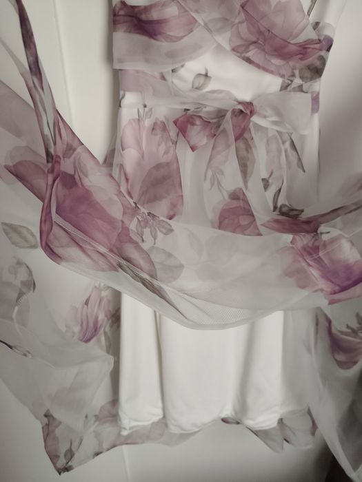 Rochie midi cu flori