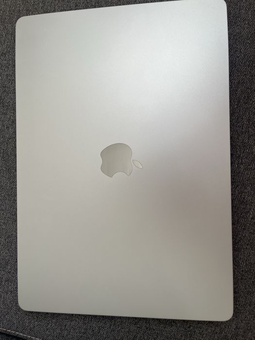 Macbook air 15 2023