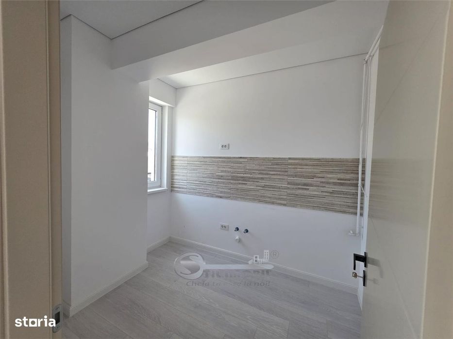 Apartament o camera Bucium + curte de 20mp