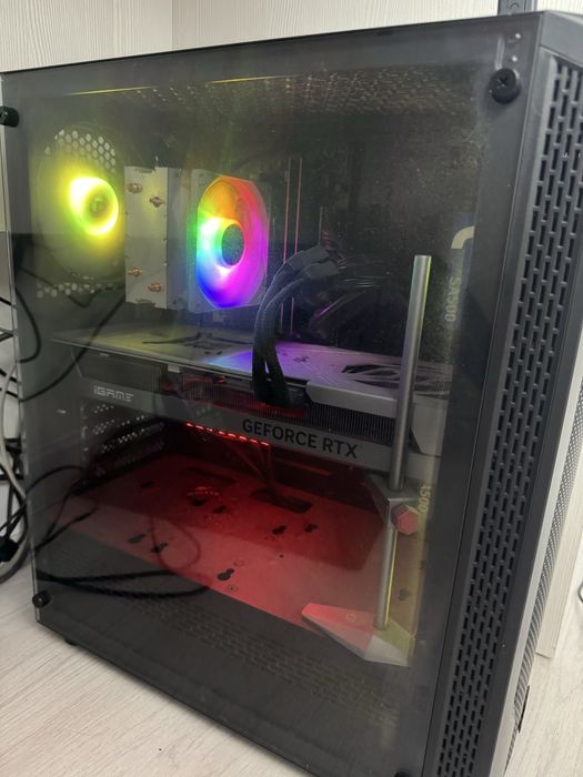 Продам копьютер. ( i5 12400F, RTX 4070, 32 ОЗУ, 1 ТБ SSD )