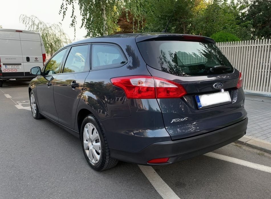 FORD Focus 2013 — imagine 3