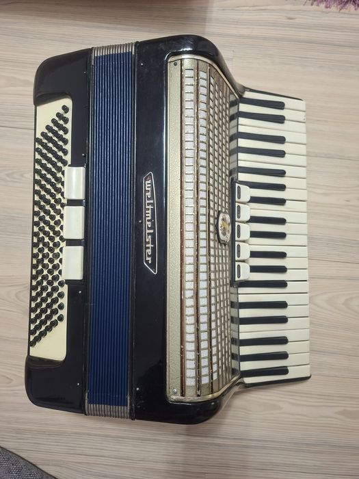 Acordeon Weltmeister 120 basi