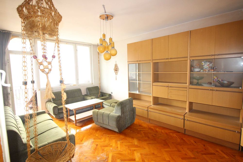 Двустаен тухлен апартамент в кв. Дядо Дянко, гр. Габрово