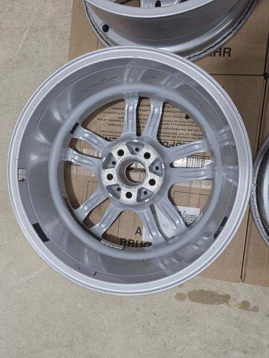 Jante 17 BMW G20 G21 G22 G23 Seria 3 4, 7.5J ET27 5x112