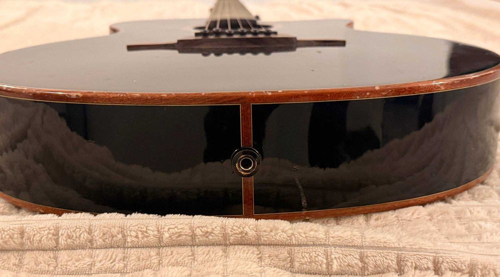 Chitară electro-acustică Lâg Tramontane T100ASCE-BLK, preamp StudioLag Plus