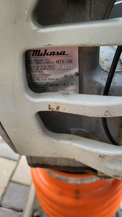 Mai compactor profesional  Mikasa