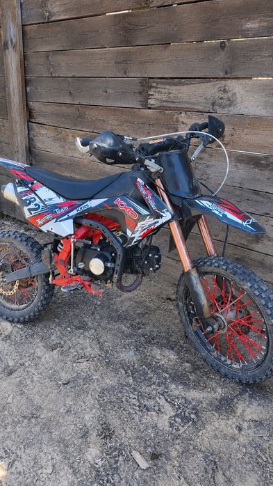Vând kxd 125cc..