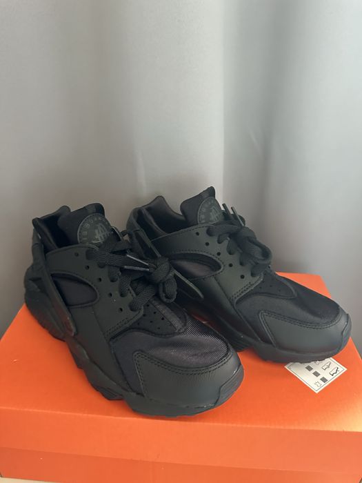 Чисто нови Nike Air Huarache