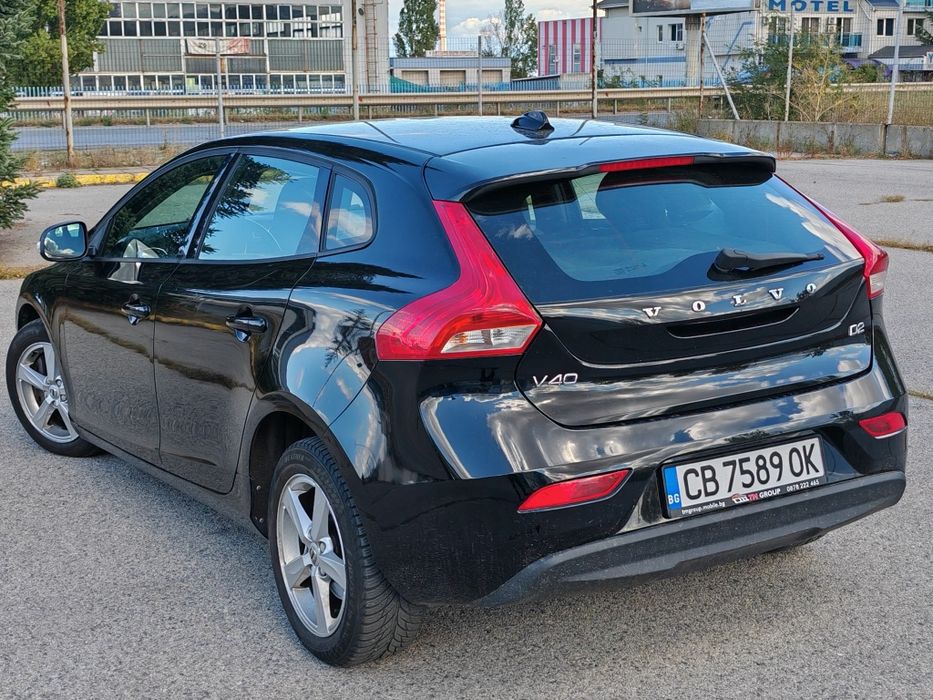 2017г Volvo V40 Автоматик 120кс