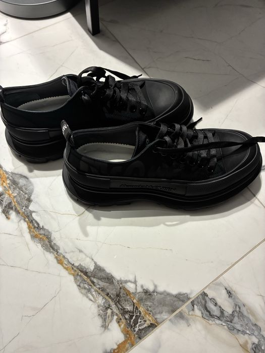 Alexander MqQueen Trainers