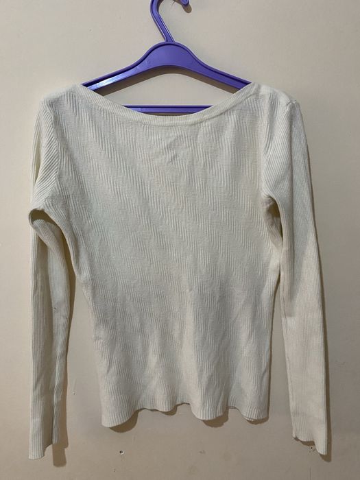 .   Женские  кофты  продам . Листайте