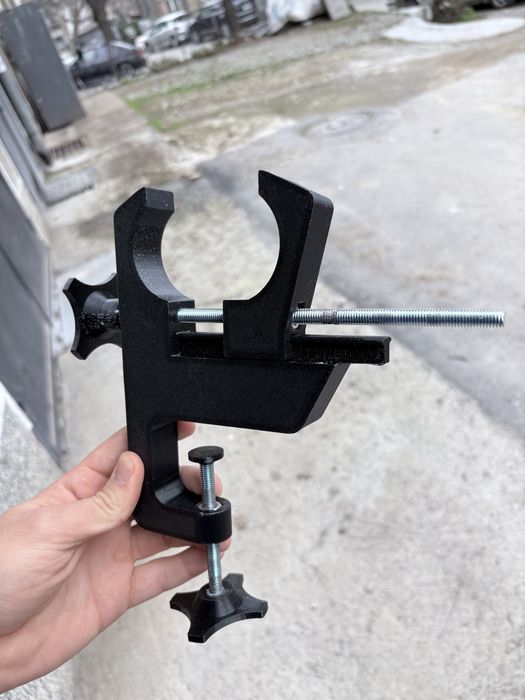 Менгеме за обслужване и ремонт на ски