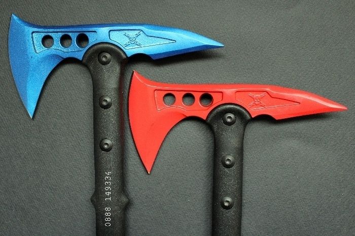 Брадва Тактическа, Томахавка, Туристическа брадвичка SOG, Секира