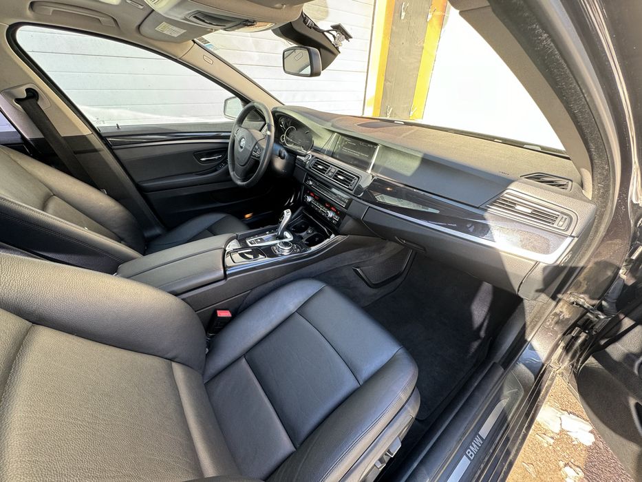 Bmw 520xd Euro 6, HUD, Trapa, Piele, 4x4, Rate