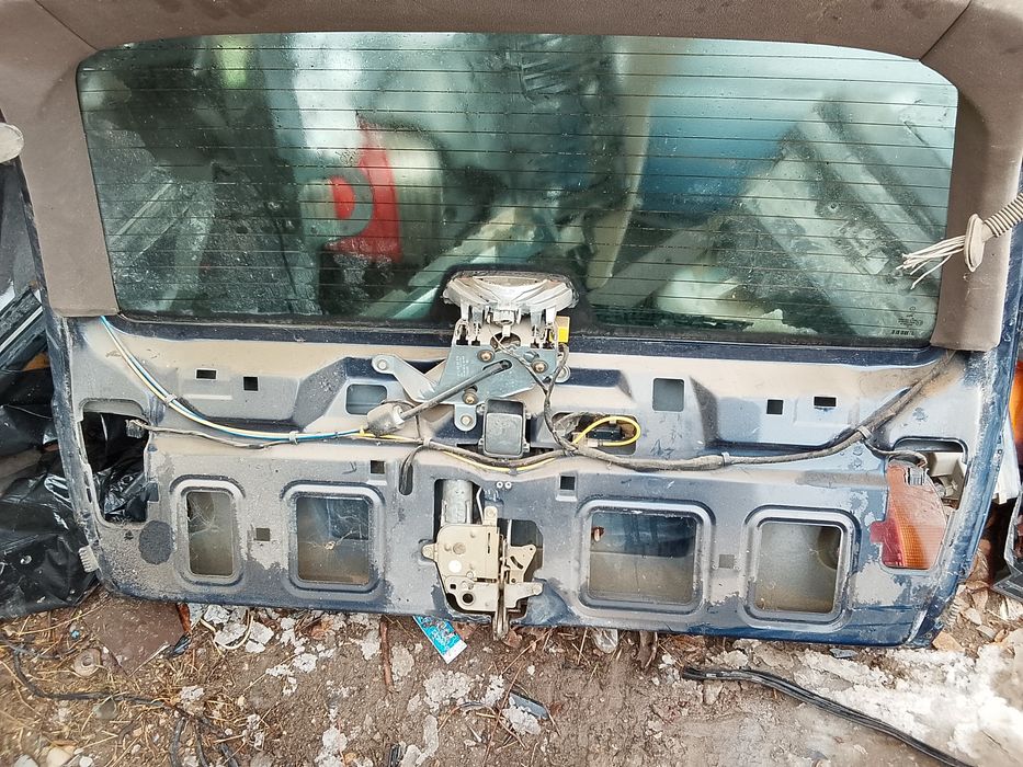 Запчасти на Мерседес