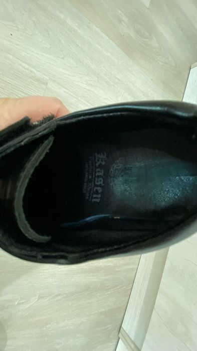 Продаю турецкую обувь для мальчика размер 30