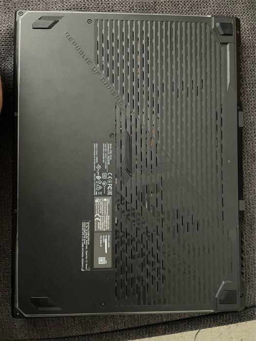 Asus RoG strix G512