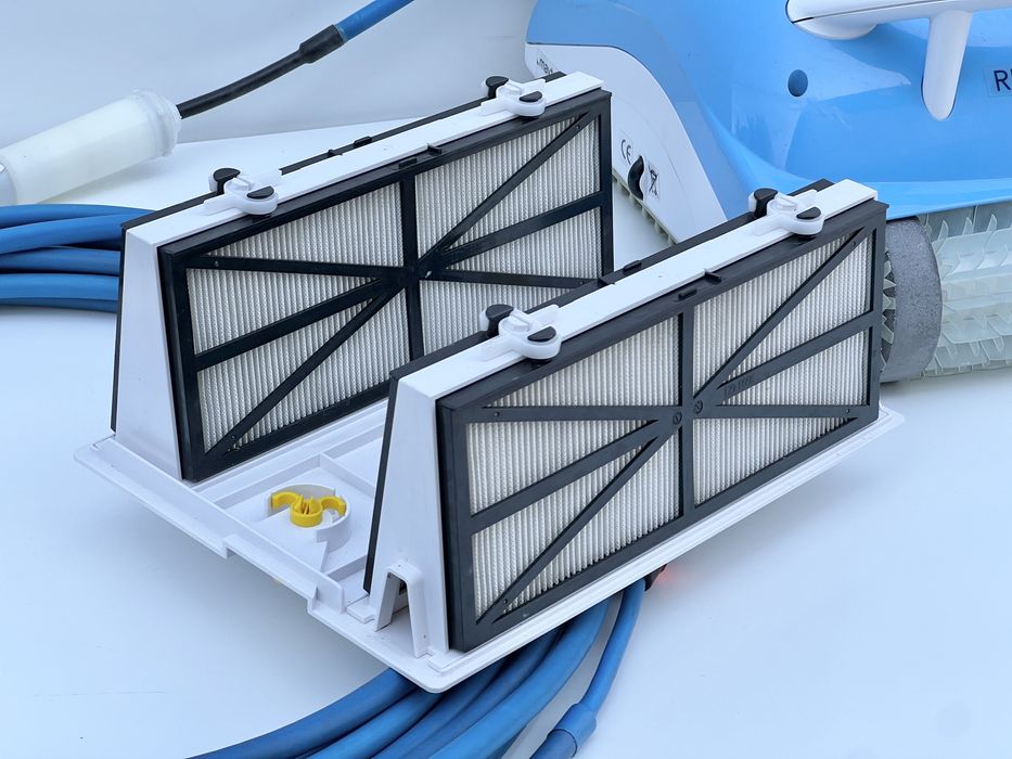 Robot de piscină Dolphin Revolution V1