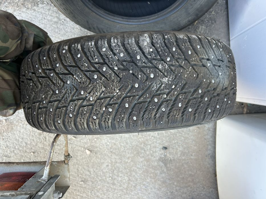 205/65/15 ikon tyres пара