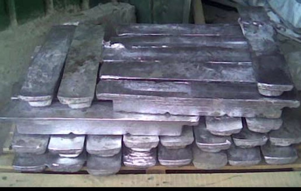 Calup de plumb, lingouri