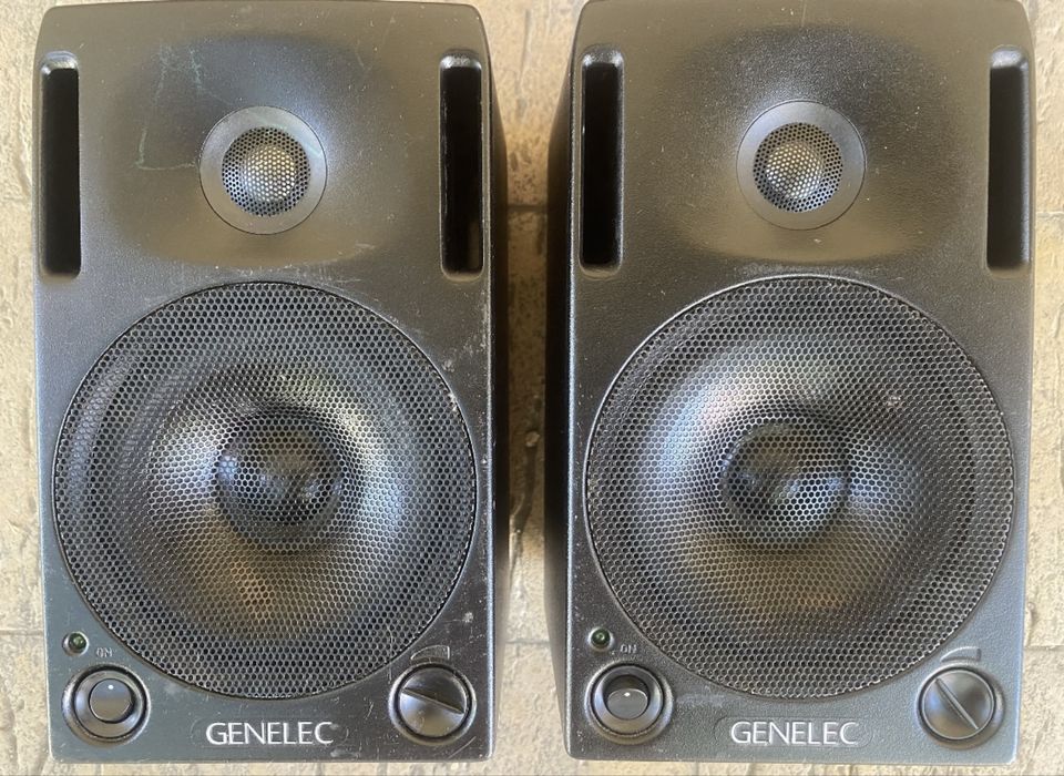 Genelec 1029A monitoare studio ( instrumente muzicale )