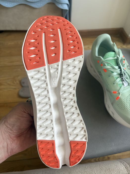 Кроссовки On Cloud  Monster