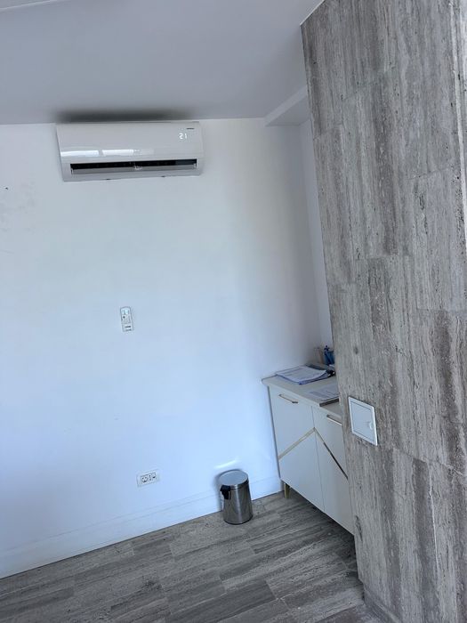 Spatiu de vanzare vis a vis de Catedrala