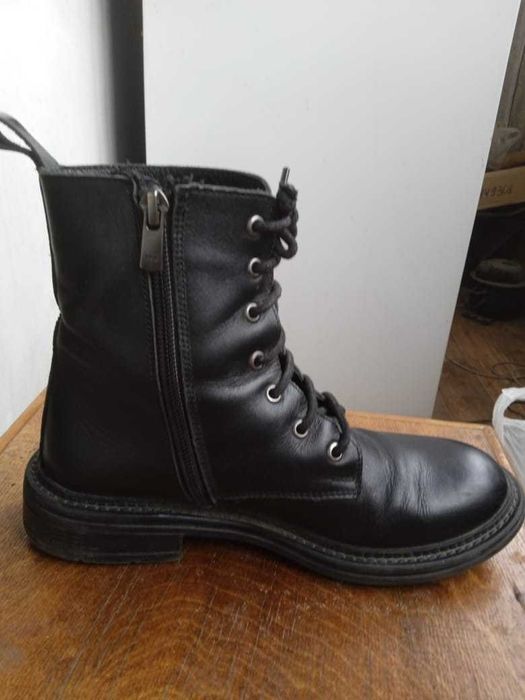 высокие ботинки черные