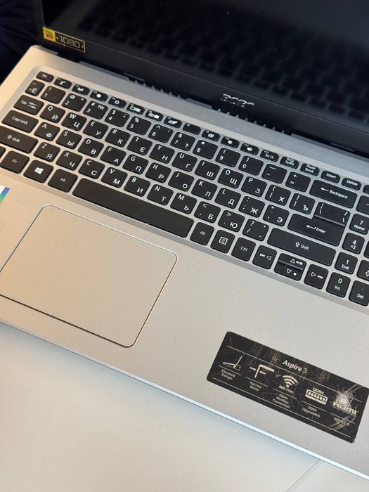 Aser i5/11, SSD 128GB