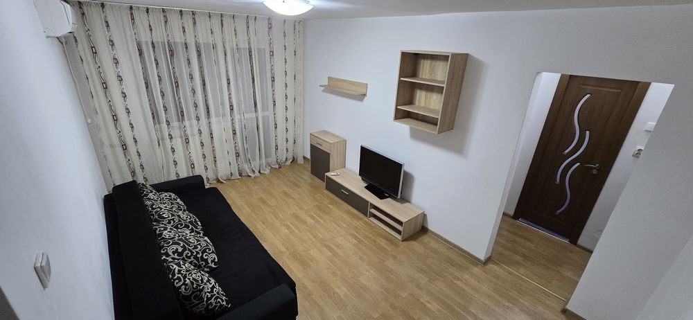 Închiriez apartament 3 camere zona Craiovita Orizont