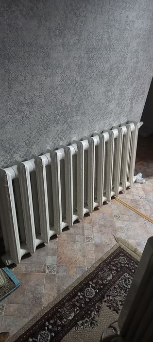 Продаю чугунные батареи