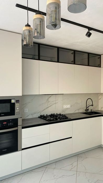 Сборка разборка, ремонт рестоврация мебели замена столешницы