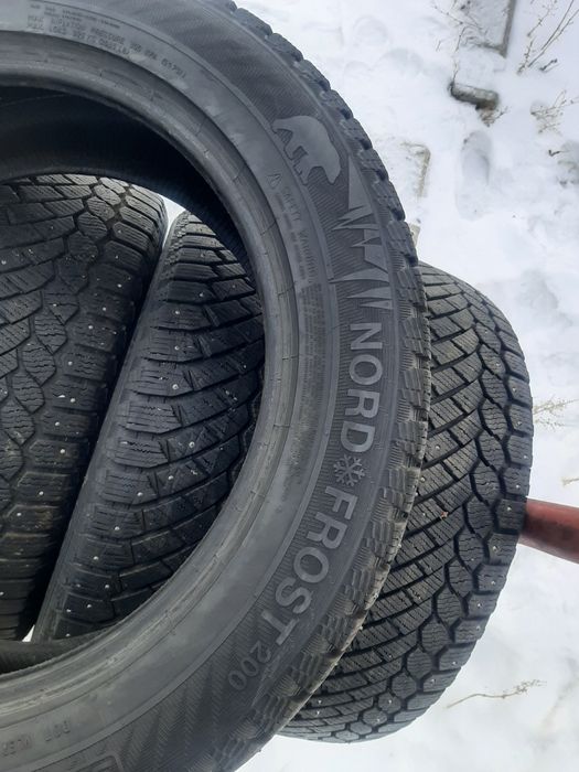 Продам шины 235/55/19