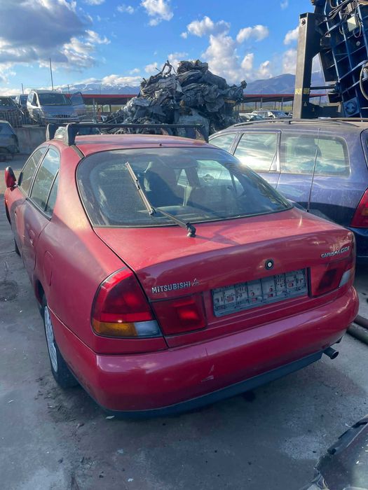 Митсубиши Каризма 1,9