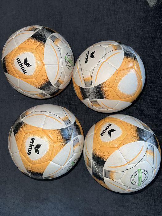 Футболни топки Erina size 4
