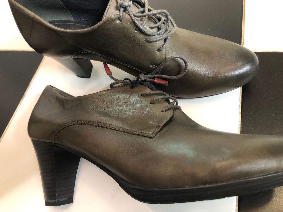 Tamaris естествена кожа дамски обувки с ток 41