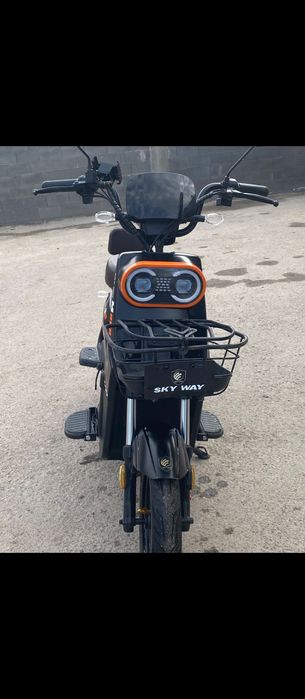 Продается скутер танк Цена 110кторг нет