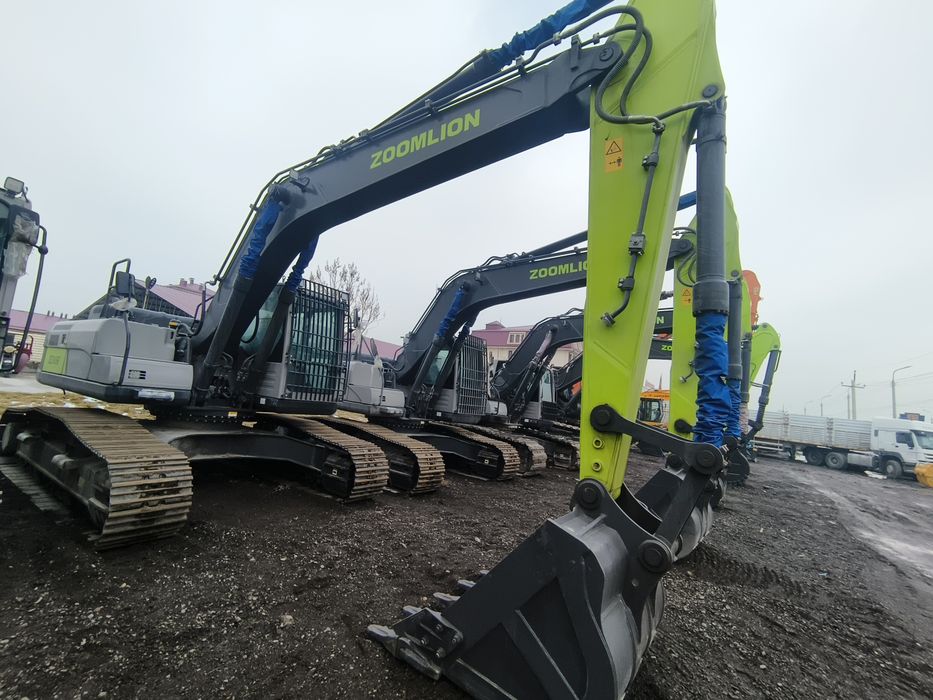 Гусеничный ЭКСКАВАТОР ZE245G новый в наличии