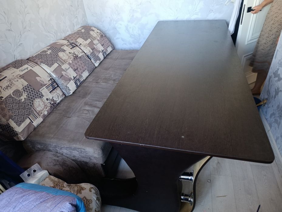 Продам диван кровать стол 3в1
