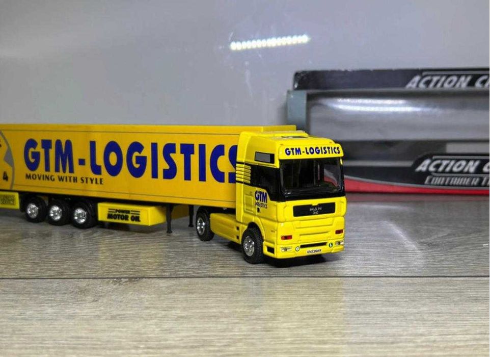 Vand machete camion scara 1:55