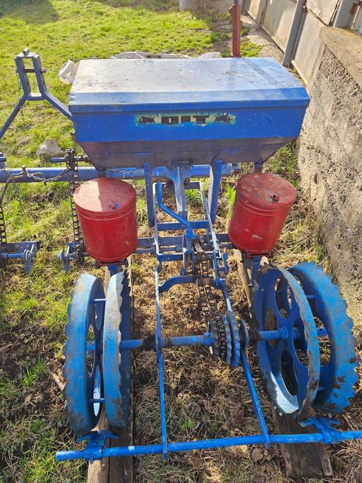 Vand semanatoare porumb