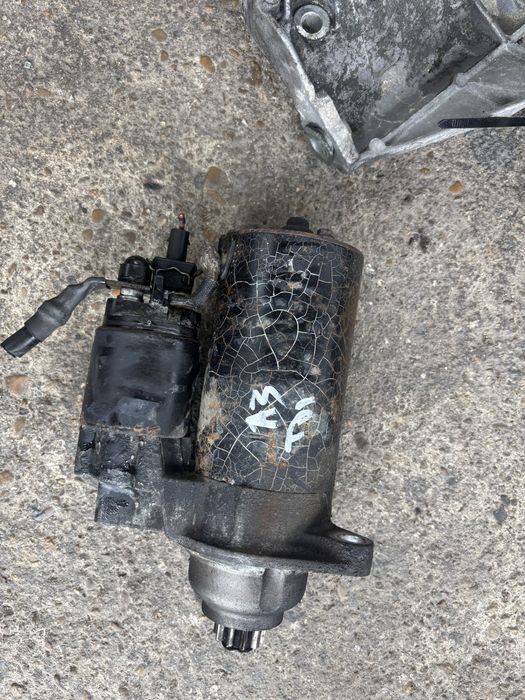 Audi A3 VW Golf Двигател скоростна кутия турбина стартер