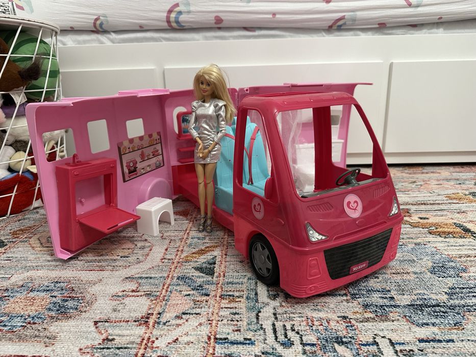 Rulota papusa Barbie